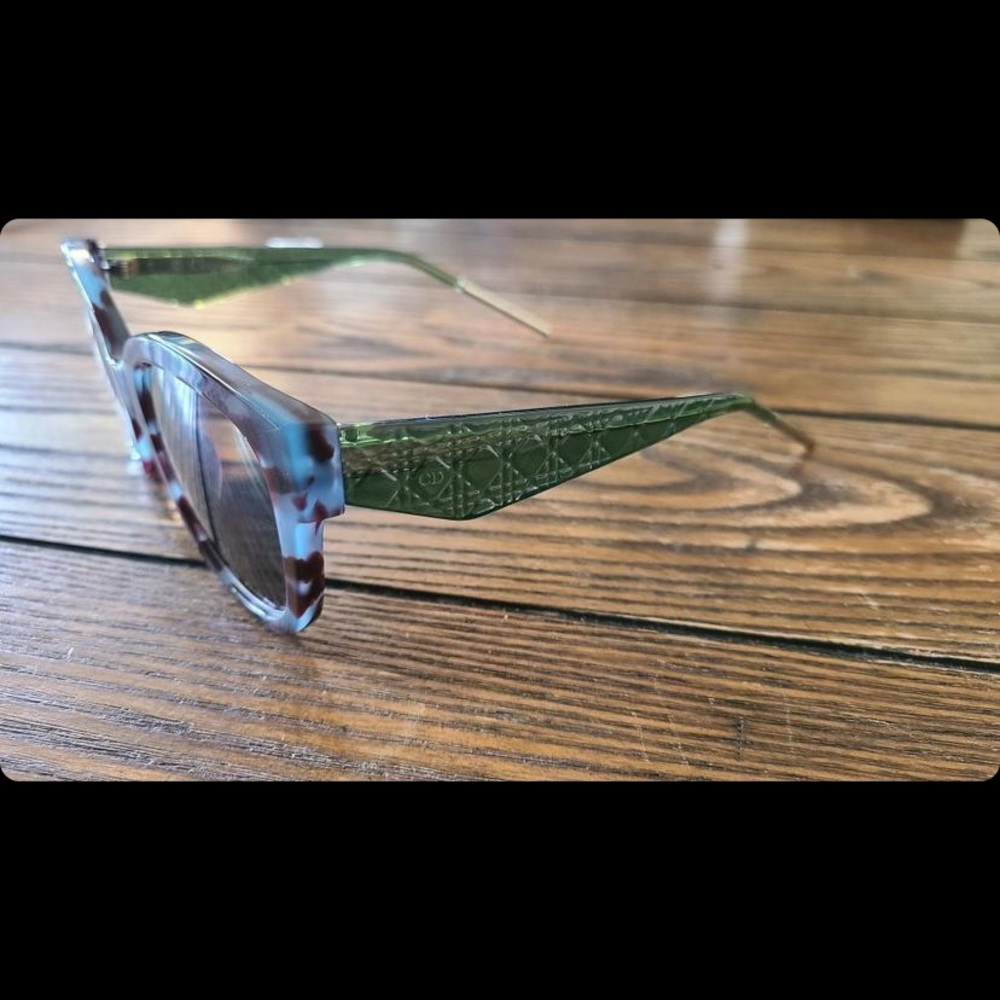 Dior Tortoise Sunnies